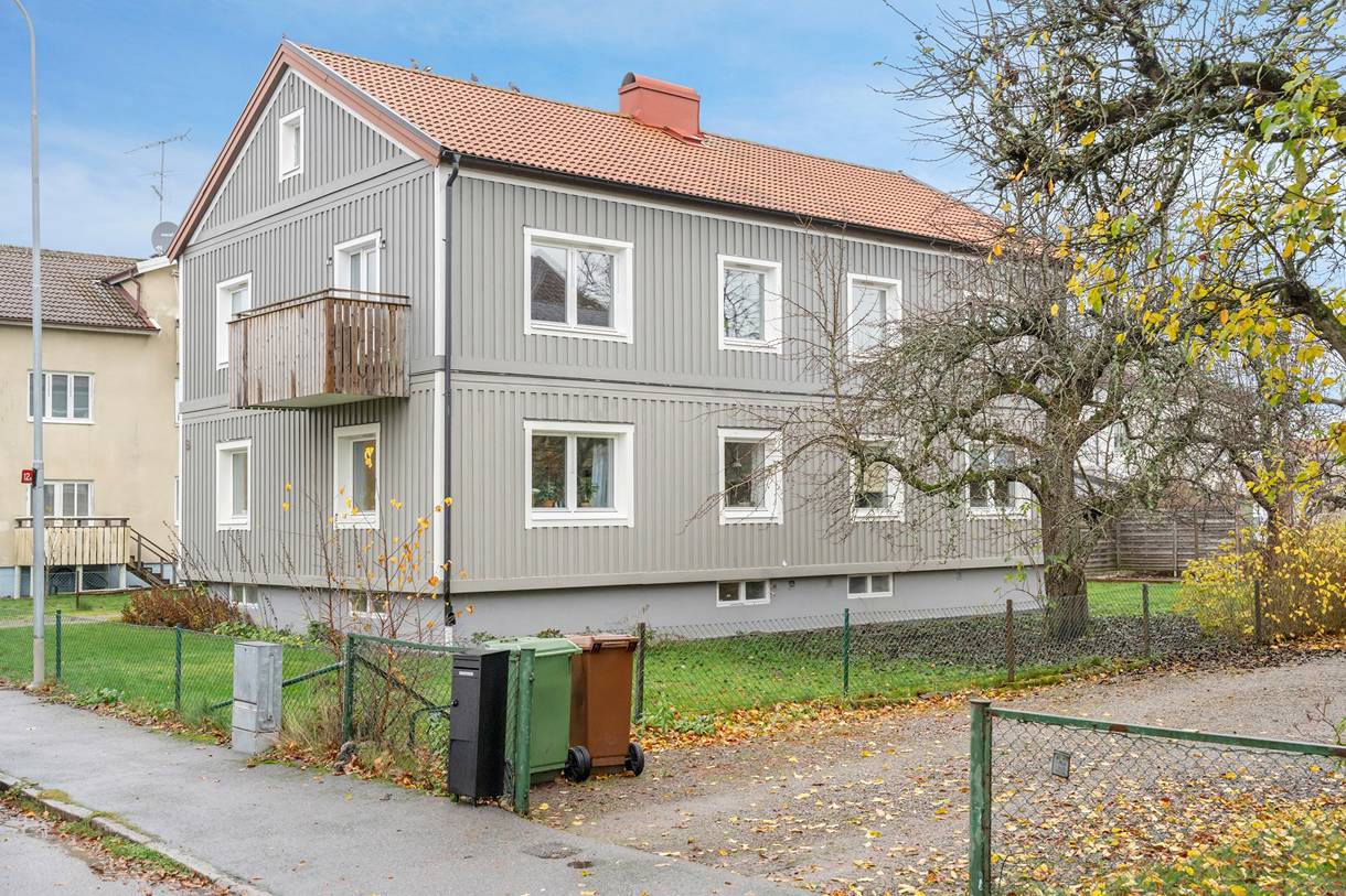 kommersiella fastigheter till salu i Vänersborg kommun, Centralt – 310 kvm (bild 2)