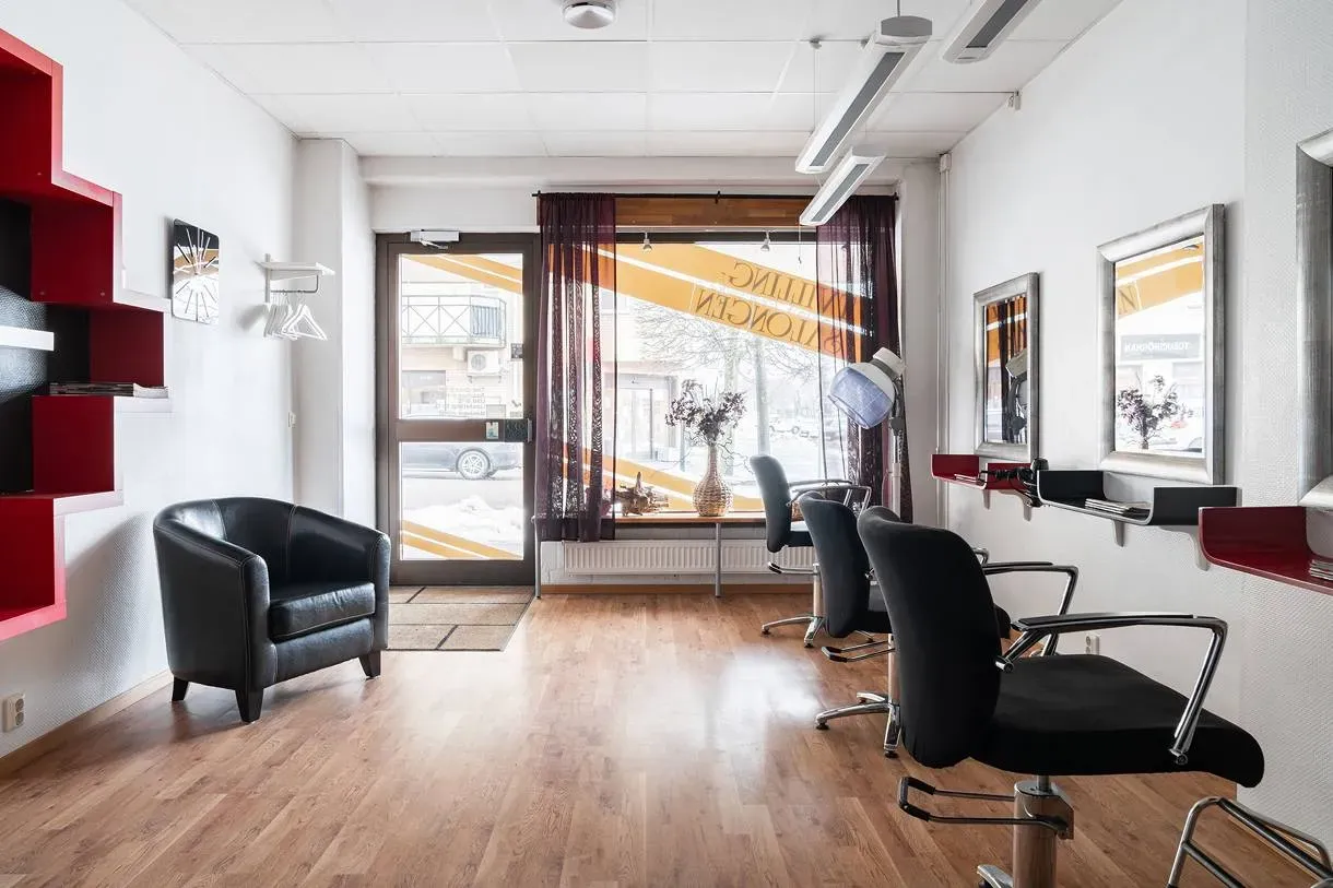 lediga lokaler i ÅSTORP, ÅSTORP – 30 kvm (bild 3)